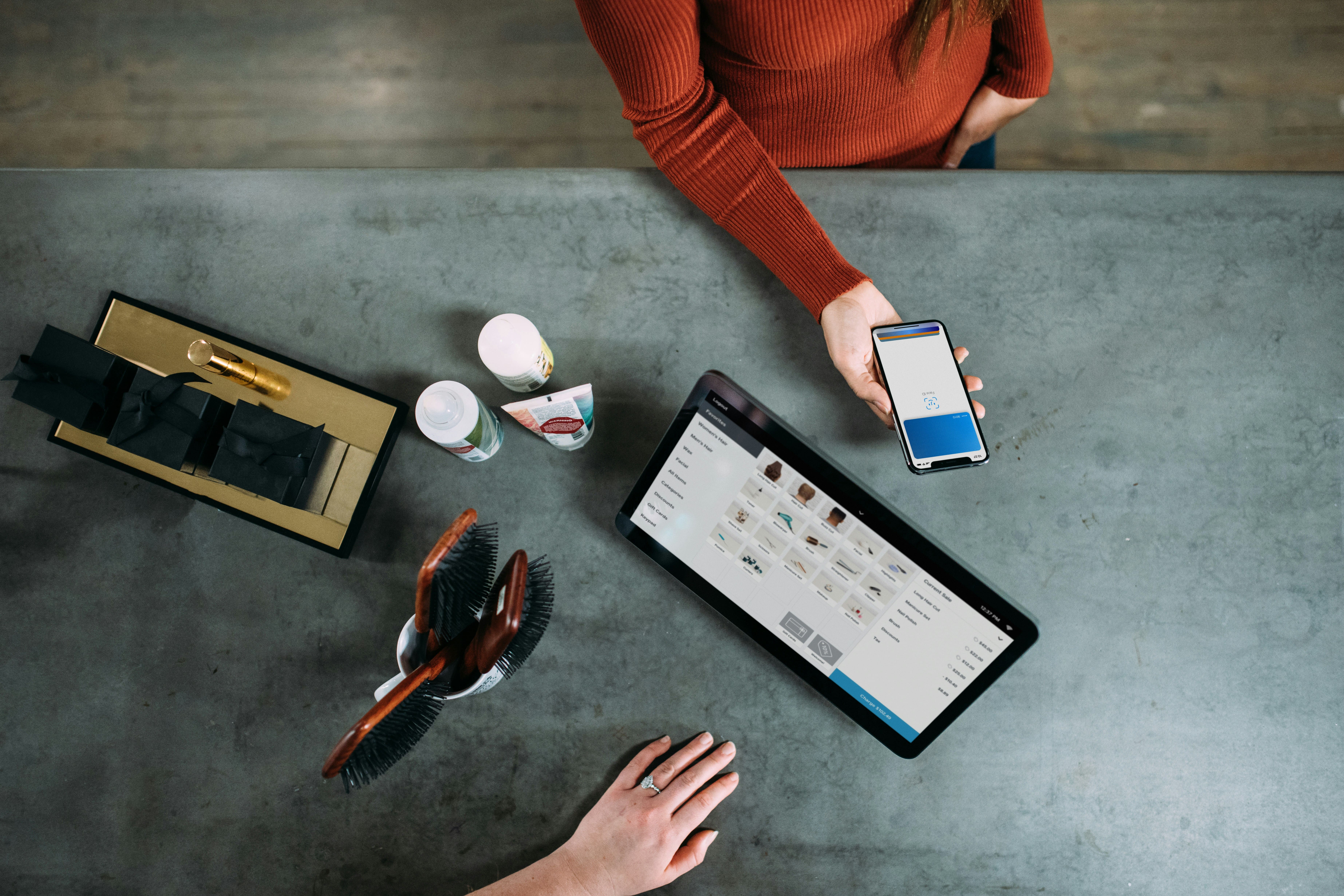 Fintech and Bank Collaborations: New Revenue Models Through the BaaS (Banking as a Service) Model