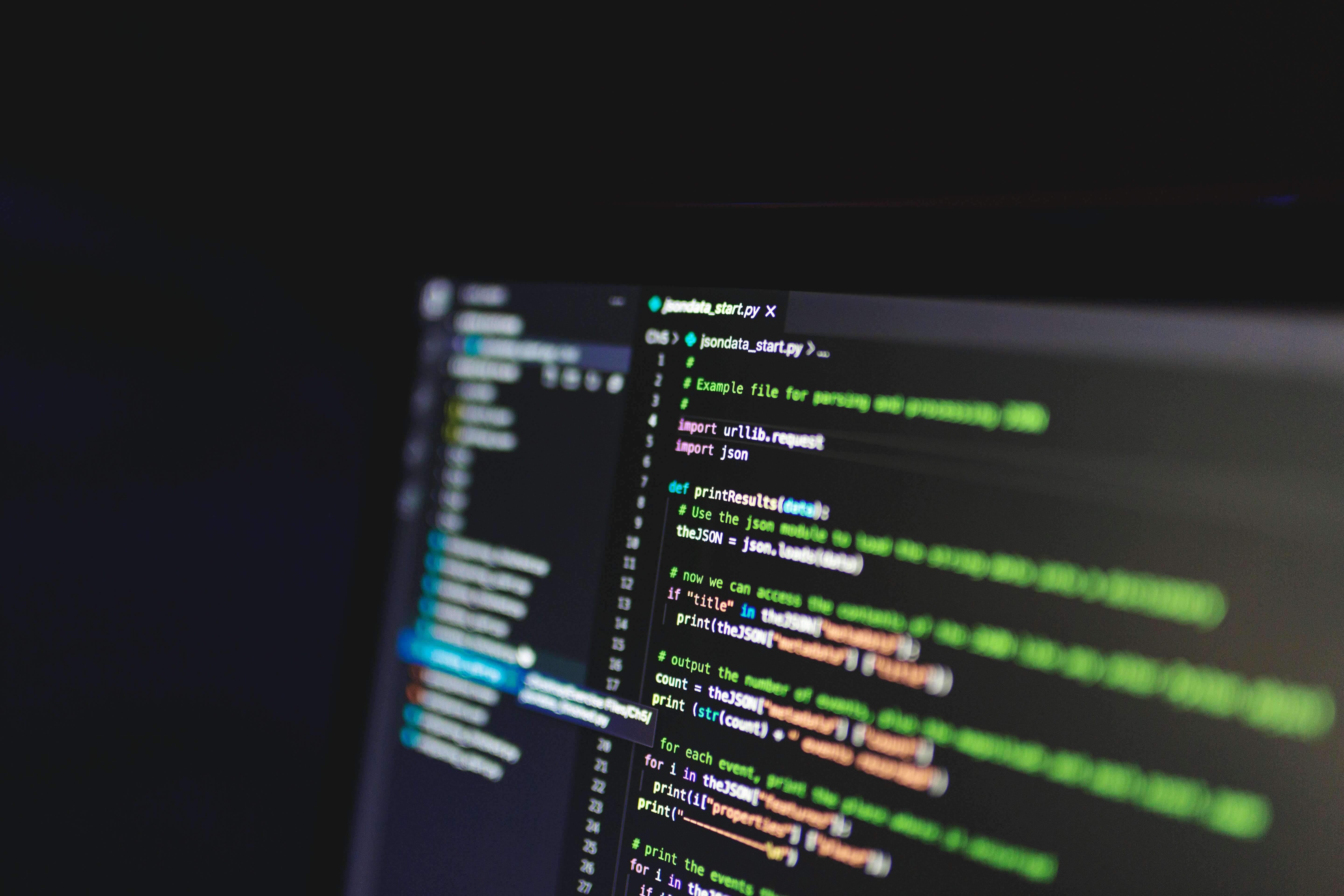 Choosing the Right Programming Language for a Software Project: The Best Approach for Enterprise Solutions